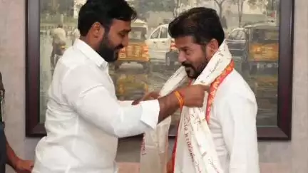 కామారెడ్డి: సీఎం రేవంత్ రెడ్డిని కలిసిన టీపీసీసీ ప్రధాన కార్యదర్శి గడ్డం చంద్రశేఖర్ రెడ్డి