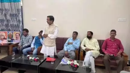 चिन्यालीसौड़: फील्ड हॉस्टल सभागार चिन्यालीसौड में भाजपा मंडल की बैठक सम्पन्न हुई