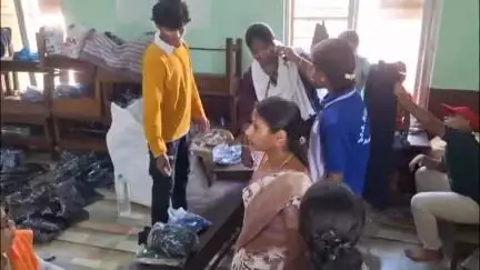 శ్రీకాకుళం: పలాస లో ప్రైవేటు పాఠశాల పుస్తకాలు విక్రయాలు పై విద్యార్థుల తల్లిదండ్రులు ఆవేదన