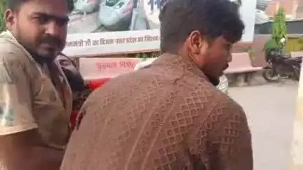 महाराजगंज: बिगड़ैल का पुरवा में बालाजी मंदिर में गैर समुदाय के दबंगों ने पुजारी व भक्तों पर किया हमला, एक दर्जन घायल