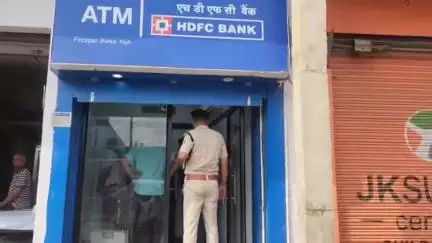 नूह: फिरोजपुर झिरका: अज्ञात बदमाशों ने ATM से कैश चुराया, कैमरे तोड़े