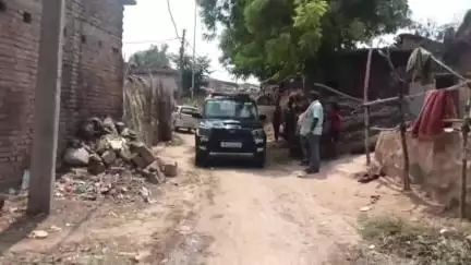 मझगवां: चित्रकूट: माँ ने बेटी से बलात्कार का आरोप लगाया, पुलिस ने आरोपी से युवती की शादी करवाकर भेजा