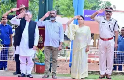 "विनम्र भावभीनी श्रद्धांजलि"
सी०आर०पी०एफ०134 BN. के स०अ०नि०/जी०डी० (ASI) श्री सत्यवान कुमार सिंह वीरगति को प्राप्त हुए