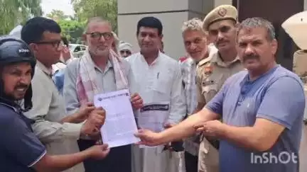 भिवानी: मुसलमानों पर अन्याय के खिलाफ विभिन्न संगठनों ने भिवानी में प्रदर्शन कर सौंपा मांग पत्र
