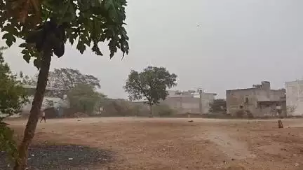 झांसी: झांसी में बारिश के बाद तेज धूप और उमस बढ़ी, रविवार से 19 जून तक भारी बारिश का अलर्ट जारी