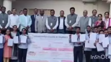 निलंगा: महाराष्ट्र फार्मसी कॉलेजच्या ६५ विद्यार्थ्यांची नौकरीसाठी निवड
कॅम्पस मुलाखतीस विद्यार्थ्यांचा उत्स्फूर्त प्रतिसाद