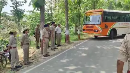 महाराजगंज: UPP के नव नियुक्त अभ्यार्थियों को नियुक्ति पत्र प्राप्त करने के लिए SP ने लखनऊ किया रवाना