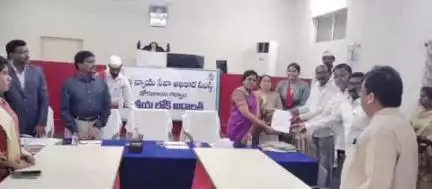 గద్వాల్: జిల్లా కోర్టు ఆవరణలో జరిగిన జాతీయ లోక్ అదాలత్‌లో 8,195 కేసులు పరిష్కారం: న్యాయమూర్తి ఎన్ ప్రేమలత