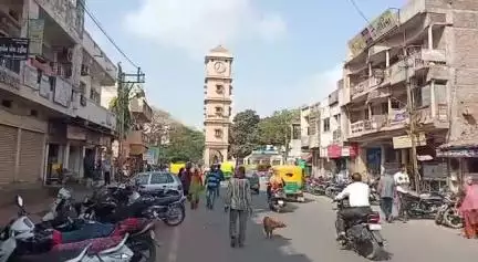 વઢવાણ: એ ડિવિઝન પોલીસ મથકે પૈસા બાબતે વેપારીને માર માર્યા અંગેની ફરિયાદ નોંધાઈ