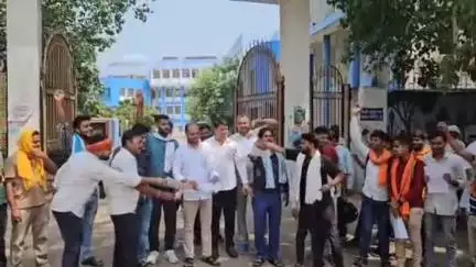 मेदिनीनगर (डालटनगंज): फोर्थ ग्रेड बहाली में स्थानीयता को प्राथमिकता दे पलामू जिला प्रशासन: अमित तिवारी, जिला अध्यक्ष बीजेपी