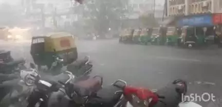 દાહોદ: મુવાલીયા ખાતે વીજળી પડતા બે લોકોના મોત પરિવારમાં શોકની લાગણી