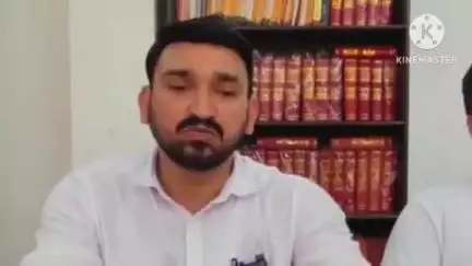 खरखौदा: बार एसोसिएशन खरखौदा ने न्यायालय के सामने शराब की दुकान खुलने का किया विरोध