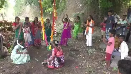 ବୌଦ୍ଧ ସଦର: ସୁଆପାବୁଲି ଅଞ୍ଚଳରେ ସାମୁହିକ ପହିଲି ରଜ ଉତ୍ସବ ପାଳିତ