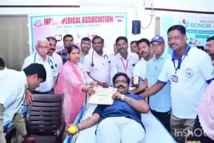 రక్తదాతలందరూ ప్రాణదాతలే: జిల్లా కలెక్టర్ సత్య శారదా దేవి