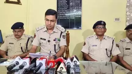 ତମାଣ୍ଡୋ: ୫ ଜଣ ବାଇକ ଲୁଟେରା ଗ୍ୟାଙ୍ଗ ଗିରଫ ଘଟଣା, ତମାଣ୍ଡୋ ଥାନାରେ ଡିସିପିଙ୍କ ସାମ୍ବାଦିକ ସମ୍ମିଳନୀରେ ସୂଚନା