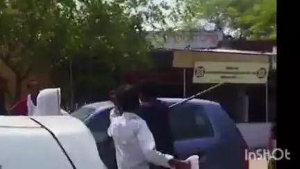 बारां: जिला अस्पताल में सफाई कर्मचारियों और तीमारदार के बीच हुआ झगड़ा, चौकी पुलिस ने किया बीच-बचाव