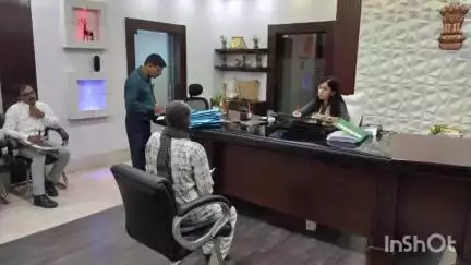 सासाराम: रोहतास जिला पदाधिकारी ने लोक शिकायत निवारण में 12 मामलों का निस्तारण किया