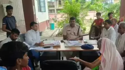 चेरिया बरियारपुर: चेरियाबरियारपुर थाना परिसर में भूमि विवाद मामलों के निपटारे के लिए जनता दरबार का आयोजन