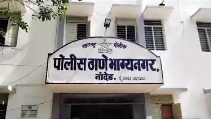 नांदेड: दिपकनगर पाटिजवळ तलवार ताब्यात बाळगणा-या आरोपी विरूद्ध स्ट्रिट सेफ्टी ड्राईव्ह अंतर्गत भाग्यनगर पोलिस ठाण्यात गुन्हा दाखल