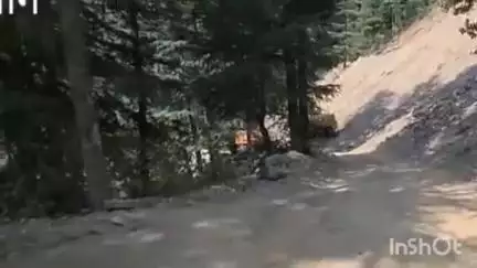 ठियोग: स्थानीय लोगों ने कहा क्यार पंचायत के कडूट गांव के लोगो की सड़क हो रही बर्बाद, जंगलो में फेंका जा रहा मलबा #jansamasya