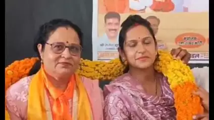 महमूदाबाद: भाजपा के 11 साल पूरे होने पर महमूदाबाद में समारोह, जिला पंचायत अध्यक्ष और क्षेत्रीय विधायक ने की शिरकत