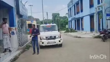 জগৎবল্লভপুর: সরকারি প্রকল্পের বাড়ি তৈরির টাকা না দেওয়ায় বৃদ্ধকে খুন, ঘটনাস্থলে জগৎবল্লভপুর থানার পুলিশ