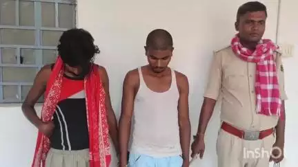बिहारीगंज: बिहारीगंज बाजार वार्ड नंबर 3 से पुलिस ने 10 लीटर देसी शराब के साथ दो शराब कारोबारियों को गिरफ्तार किया