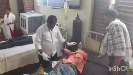बालूमाथ: पोट माही घाटी के पास बाइक दुर्घटना में दो घायल, एक को किया रेफर