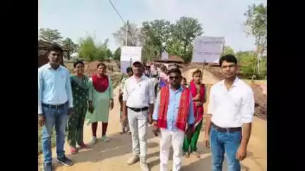 पाटन: पांडेय पूरा गांव में नशा मुक्ति को लेकर प्रभात फेरी निकाली गई, मुखिया अजय पासवान ने किया नेतृत्व