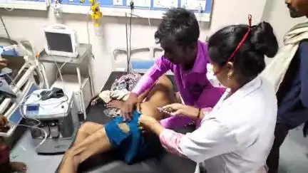 बरही: करौंदी कला में आकाशीय बिजली गिरने से दो किसान गंभीर रूप से घायल, बरही अस्पताल में भर्ती
