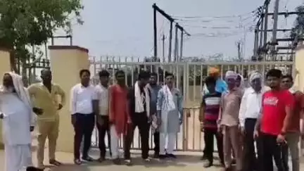 पहाड़ी: गोपालगढ़ में विद्युत समस्या से परेशान ग्रामीणों ने किया प्रदर्शन