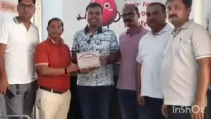 खगड़िया: सदर अस्पताल परिसर स्थित ब्लड बैंक में स्वैच्छिक रक्तदान शिविर का आयोजन किया गया