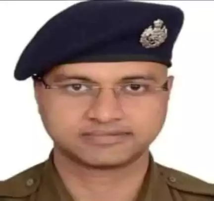 उजियारपुर: एसपी अशोक मिश्रा का हुआ तबादला, अरविंद प्रताप सिंह बने नए एसपी, उजियारपुर में खुशी