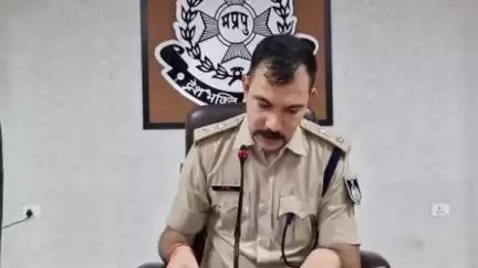 रतलाम: युवती पर कैंची से हमले के मामले में लापरवाही बरतने वाले सब इंस्पेक्टर और प्रधान आरक्षक के विरुद्ध एसपी की कार्रवाई