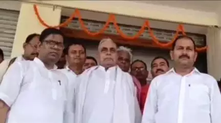 लालगंज: लालगंज में ब्लड बैंक का उद्घाटन, तहसील क्षेत्र के लोगों में खुशी की लहर दौड़ी, सैकड़ों लोगों ने किया रक्तदान