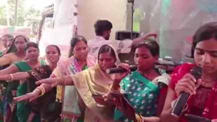 मोरवा: मोरवा में कई जगहों पर महिला जनसंवाद कार्यक्रम का आयोजन, बड़ी संख्या में लोगों ने भाग लिया