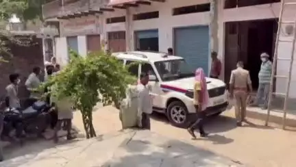 सैदपुर: उचौरी में विवादित जमीन पर कब्जा मिलने वाला था, बाहर से ताला बंद घर में वृद्ध का सड़ा हुआ शव मिला, हत्या की आशंका