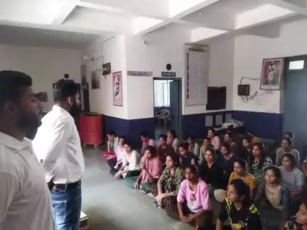 डूंगरपुर: एसएफआई और डीवाईएफआई के प्रतिनिधिमंडल ने डूंगरपुर के बहुउद्देश्यीय छात्रावास का दौरा किया