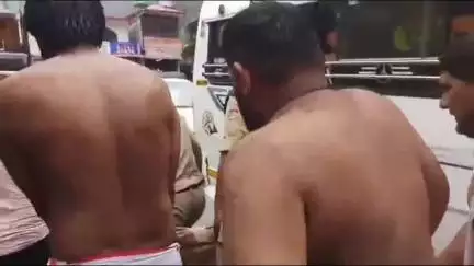 टिहरी: कैम्पटी फॉल में बेहोश हुए एक पर्यटक को कैम्पटी पुलिस ने CPR देकर बचाई जान, अस्पताल में कराया भर्ती, जताया आभार