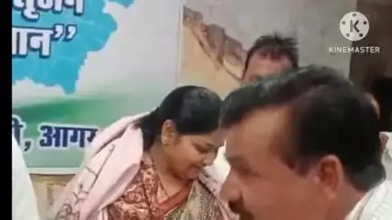आगर: आगर के मोंटो होटल में कांग्रेस पर्यवेक्षक इंदिरा मीणा का आत्मीय स्वागत