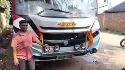 देवघर: पंडित श्रीराम झा चौक पर श्रद्धालु की बस से अज्ञात चोरों ने की चोरी, नगर थाने में मामला दर्ज