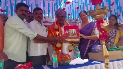 ಗುಬ್ಬಿ: ಆಡುಗೊಂಡನಹಳ್ಳಿಯಲ್ಲಿ ಹಾಲು ಉತ್ಪಾದಕರ ಸಹಕಾರ ಸಂಘ ಉದ್ಘಾಟನೆ ನೆರವೇರಿಸಿದ ಶಾಸಕ ಎಸ್ ಆರ್ ಶ್ರೀನಿವಾಸ್