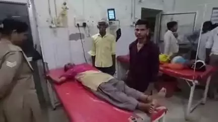 बिसौली: बदायूं के सैजनी गांव में दरवाजे पर पानी जाने के विवाद में तीन लोगों ने युवती को लात-घूसों से घायल किया