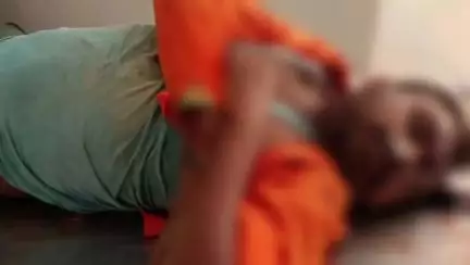 पत्थलगांव: बाइक चलाते समय फोन देखने पर युवक को पड़ा मंहगा, गड्ढे में गिरकर हुई मौत, वनगांव की घटना