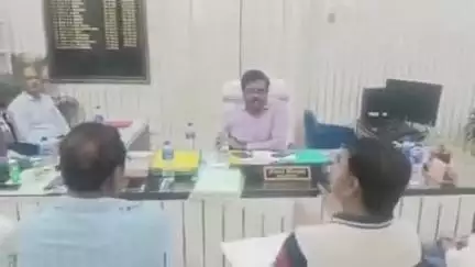 बेरमो: सीसीएल ढ़ोरी: सांसद चंद्रप्रकाश चौधरी के कार्यों के निर्देश पर महाप्रबंधक कार्यालय में विस्थापितों के साथ बैठक