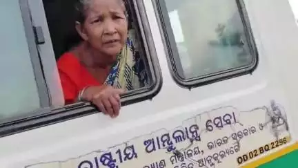 ଢେଙ୍କାନାଳ ସଦର: ବଳଦିଆବନ୍ଧ ନିକଟରେ ୧୦୮ ଚକା ଫାଟିବାରୁ ରୋଗି ହନ୍ତସନ୍ତ