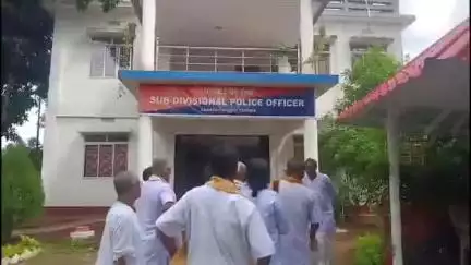 অমরপুর: গত 12 ই জুন অমরপুর বৈষ্ণব মহামন্ডলী সম্পাদক অখিল সরকারকে মারধোর করা অভিযোগে অমরপুর SDPO নিকট ডেপুটেশন