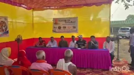 मनेर: महिनावा टोलापर मोहल्ला में जन संवाद कार्यक्रम का आयोजन किया गया