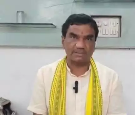 ఆర్మూర్: జిల్లా కేంద్రంలో జూన్ ఆఖరి వరకు పసుపు బోర్డు ప్రధాన కార్యాలయాన్ని ప్రారంభిస్తామని తెలిపిన పసుపు బోర్డు చైర్మన్ గంగారెడ్