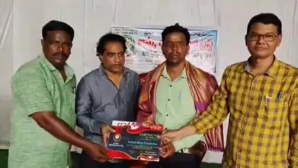 కోరుట్ల: ప్రపంచ రక్తదాతల దినోత్సవం సందర్భంగా మెట్పల్లిలో అమ్మ చారిటబుల్ ట్రస్ట్ ఆధ్వర్యంలో రక్తదాతల అనుసంధాన కర్తలకు ఘనంగా సన్మానం